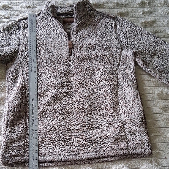 Gray Cowl Neck Sweater with Plush Texture - Picture 5 of 6
